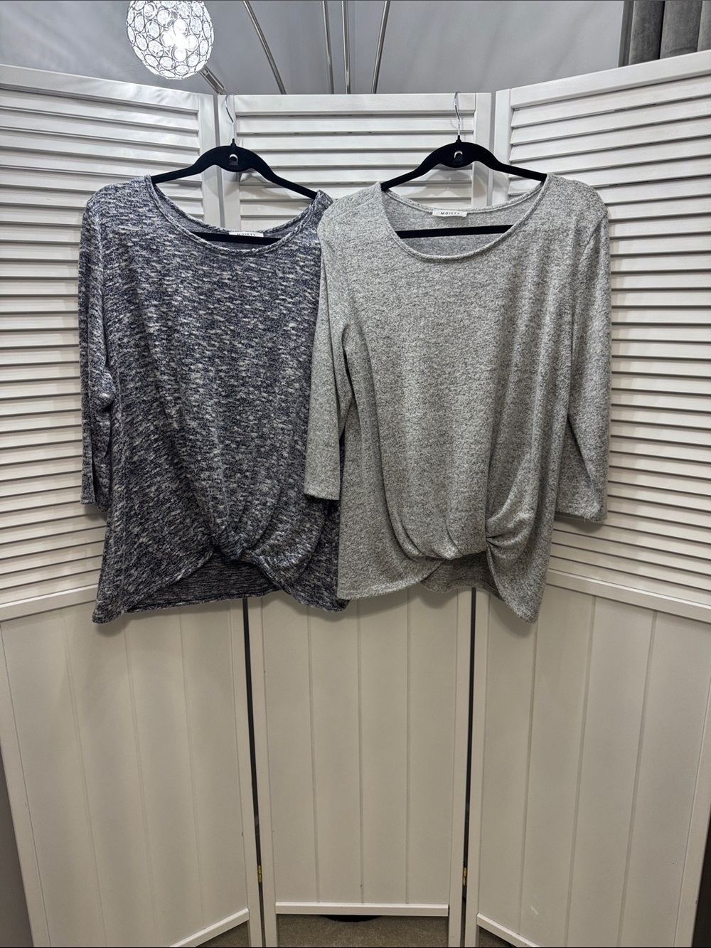 Women’s Twist-Hem Knit Top -  grey and blue